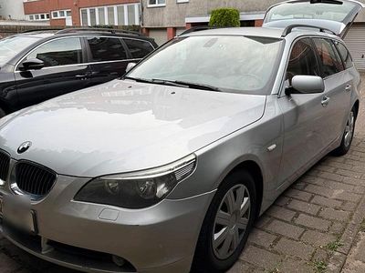 BMW 525