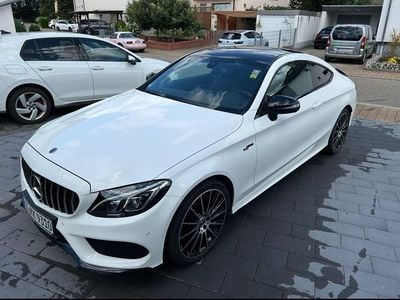 Weiß Gebraucht 2017 Mercedes C300 AMG Cabrio | 28.900 € (Fairer Preis)