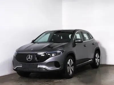 Gebraucht Mercedes EQA250 139 kW (190 PS) 2025 Metalliclack mountaingrau SUV