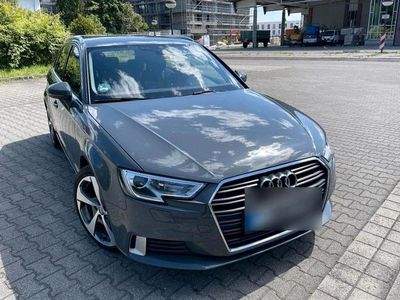 Gebraucht Audi A3 150 PS (110 kW) 2018 Grau Limousine