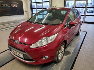 Gebraucht Ford Fiesta Titanium 97 PS (71 kW) 2011 Rot Limousine