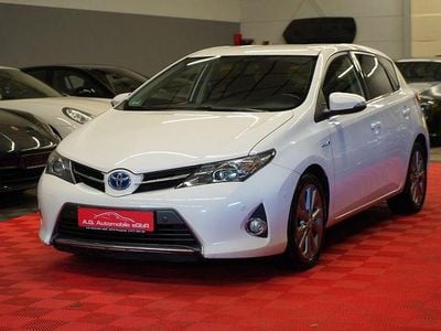 Gebraucht Toyota Auris Hybrid Life+ 99 PS (72 kW) 2013 Weiß Limousine