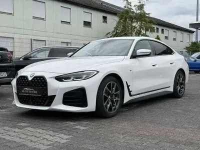 Gebraucht BMW 430 M Sport 258 PS (189 kW) 2022 Alpinweiss iii Coupé