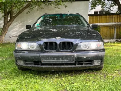 Gebraucht BMW 523 Basis 170 PS (125 kW) 1997 Schwarz Kombi