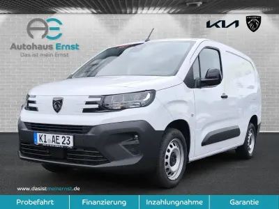 Gebraucht Peugeot Partner 131 PS (96 kW) 2026 Kaolin weiß Van / Kleinbus