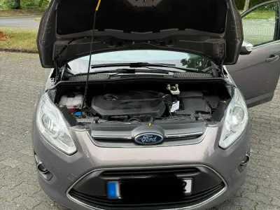 Gebraucht Ford C-MAX 150 PS (110 kW) 2012 Braun Van / Kleinbus