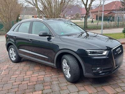 Second-hand Audi Q3 Sport 177 CP (130 kW) 2011 Negru SUV