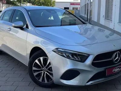 Gebraucht Mercedes A200 163 PS (119 kW) 2024 Silber Limousine