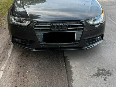 Gebraucht Audi A4 170 PS (125 kW) 2013 Schwarz Limousine