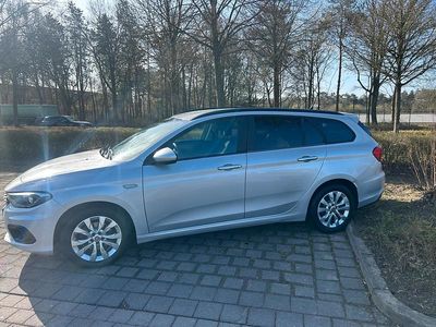 Gebraucht Fiat Tipo 120 PS (88 kW) 2017 Silber Kombi