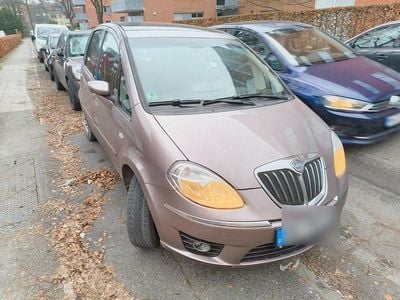 Braun Gebraucht 2008 Lancia Musa Van / Kleinbus | 2.500 €