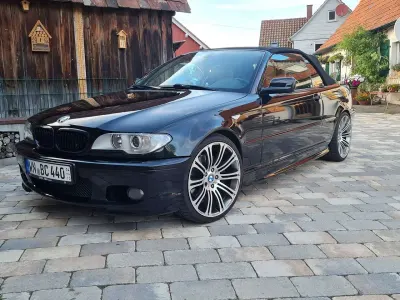 Gebraucht BMW 330 Cabriolet 231 PS (169 kW) 2004 Schwarz Cabrio