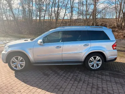 Gebraucht Mercedes GL350 265 PS (194 kW) 2012 Silber SUV