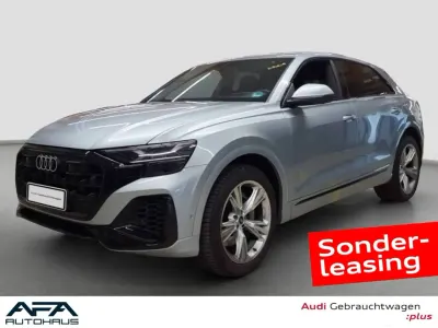 Gebraucht Audi Q8 Business 394 PS (289 kW) 2026 Satellitsilber metallic SUV