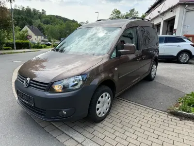 Gebraucht VW Caddy Trendline 86 PS (63 kW) 2011 Toffee/graciosabraun Van / Kleinbus