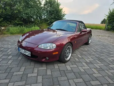 Gebraucht Mazda MX5 145 PS (106 kW) 2003 Rot Cabrio