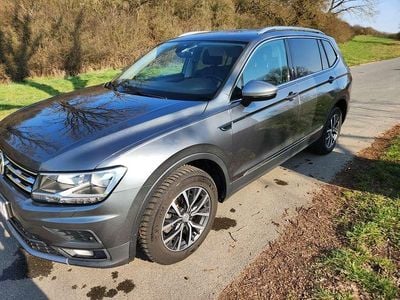 Gebraucht VW Tiguan Allspace Comfortline 150 PS (110 kW) 2019 Grau SUV