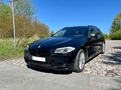 Gebraucht BMW 525 Sport Line 218 PS (160 kW) 2012 Schwarz Kombi