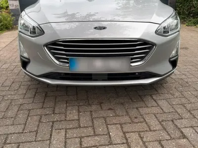 Gebraucht Ford Focus 120 PS (88 kW) 2019 Grau Kombi