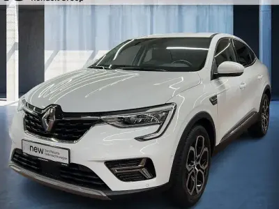 Second-hand Renault Arkana Intens 140 CP (102 kW) 2023 Alb SUV