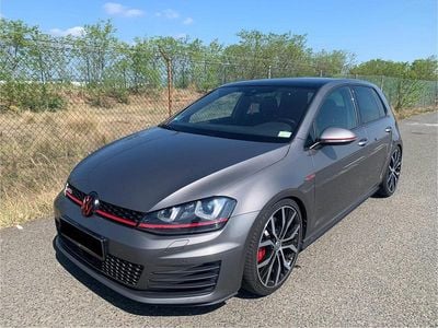 Usata VW Golf VII GTI 230 CV (169 kW) 2017 Grigio Berlina