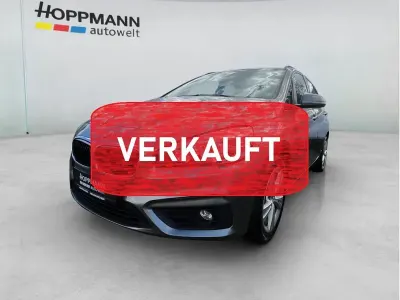 Gebraucht BMW 218 Active Tourer Basis 136 PS (100 kW) 2015 Silber Van / Kleinbus