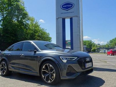 Gebraucht Audi e-tron Ambiente 369 kW (503 PS) 2021 Grau SUV