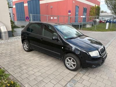 Second-hand Skoda Fabia 101 CP (74 kW) 2006 Negru Hatchback