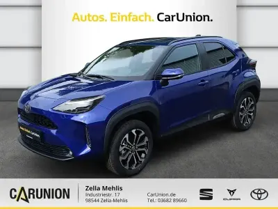 Neu Toyota Yaris Cross 131 PS (96 kW) 2026 Blau SUV