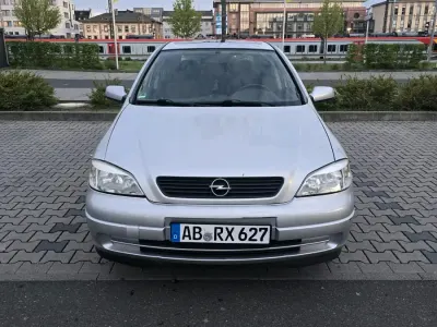 Gebraucht Opel Astra 75 PS (55 kW) 1998 Grau Limousine