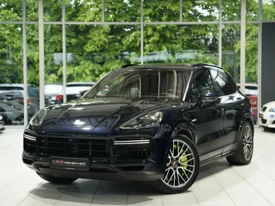 Gebraucht Porsche Cayenne Turbo S E-Hybrid 680 PS (500 kW) 2020 Blau SUV