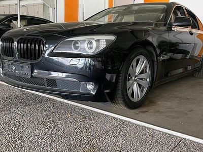BMW 730
