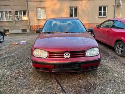 Brugt VW Golf III 102 HK (75 kW) 1998 Rød Sedan