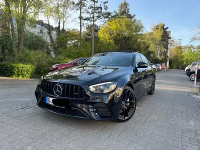 Używany Mercedes E53 AMG 435 KM (319 kW) 2021 Czarny Sedan/Limuzyna