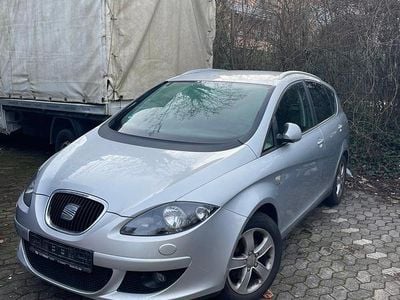 Gebraucht Seat Altea 105 PS (77 kW) 2008 Silber SUV
