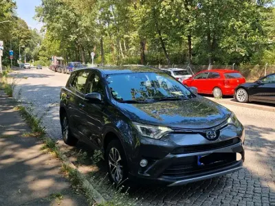 Gebraucht Toyota RAV4 Hybrid 197 PS (144 kW) 2018 Grau SUV