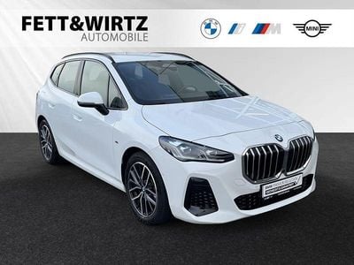 Alpinweiss Gebraucht 2024 BMW 218 Active Tourer Comfort Edition Van / Kleinbus | 29.943 € (Guter Preis)