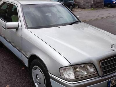 Mercedes C180