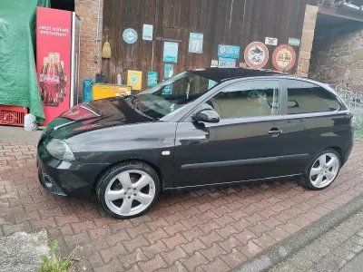 Gebraucht Seat Ibiza 84 PS (61 kW) 2006 Schwarz Kleinwagen