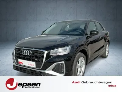 Gebraucht Audi Q2 S-Line 150 PS (110 kW) 2023 Mythosschwarz metallic SUV