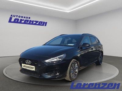 Gebraucht Hyundai i30 Advantage 150 PS (110 kW) 2025 Schwarz Kombi
