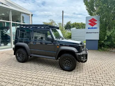 Gebraucht Suzuki Jimny Comfort 102 PS (75 kW) 2022 Schwarz SUV