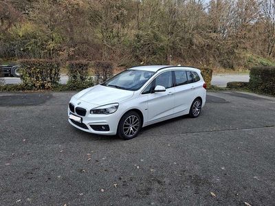 Gebraucht BMW 220 Sport Line 190 PS (139 kW) 2016 Weiß Kombi