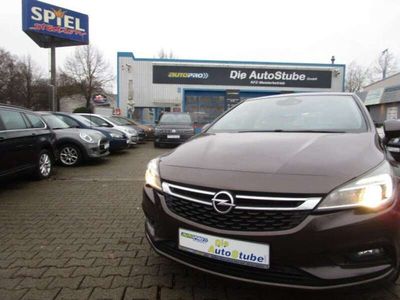 gebraucht Opel Astra 5 Trg. INNOVATION-Klimatronic-Sitzh.-Navi-Kamera