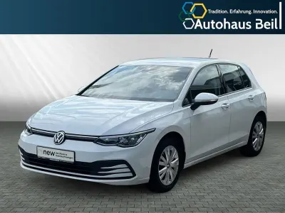 Gebraucht VW Golf VIII Life 116 PS (85 kW) 2020 Pure white, pure white Limousine
