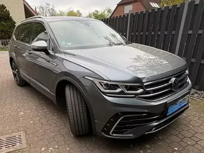 Gebraucht VW Tiguan Allspace R-line 200 PS (147 kW) 2021 Grau SUV