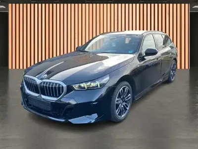 Gebraucht BMW 520 M Sport 190 PS (139 kW) 2025 Schwarz Limousine