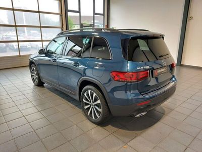 Mercedes GLB200