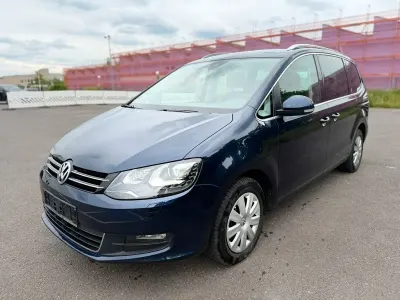 Gebraucht VW Sharan Comfortline 140 PS (102 kW) 2015 Blau Van / Kleinbus