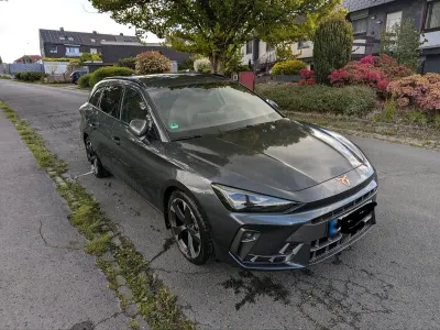 Gebraucht Cupra Leon 150 PS (110 kW) 2025 Grau Kombi